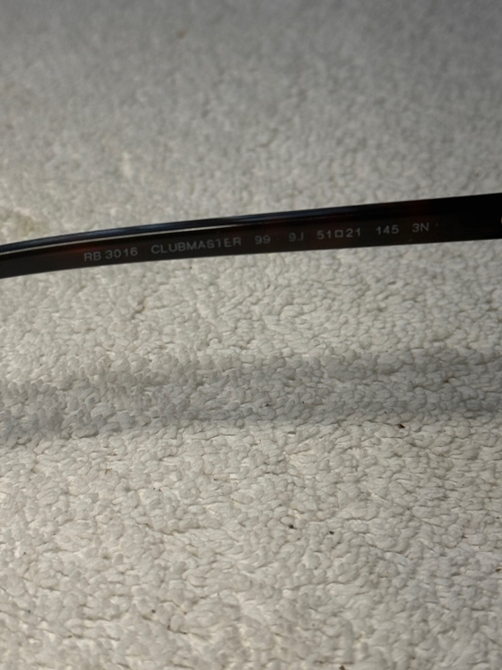 Ray-Ban Clubmaster Sunglasses in Tortoise and Gold with Gradient Green Lenses - Picture 4 of 10